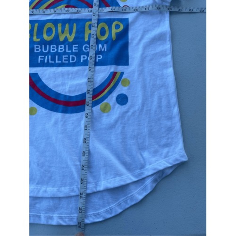 T7 Charms Blow Pop Bubble‎ Gum Filled Pop Graphic Tee White Womens Size L - Picture 4 of 5